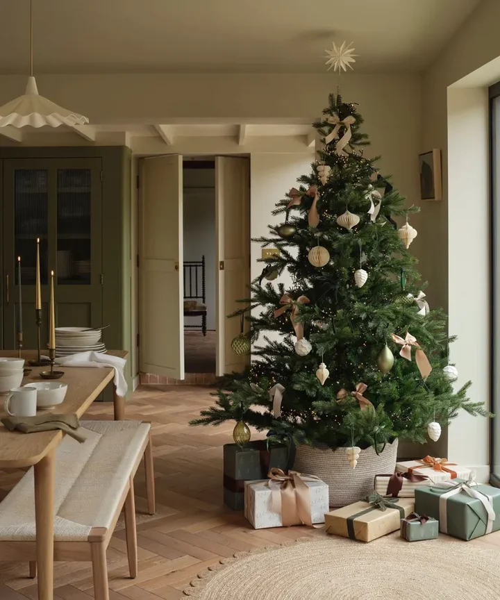 Elegant Christmas Decor Tips To Elevate Your Festive Spirit