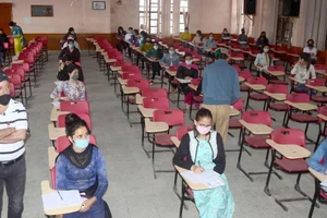 Amid Covid Scare, Undergraduate Students Appear For Final-term Exams In Himachal Pradesh