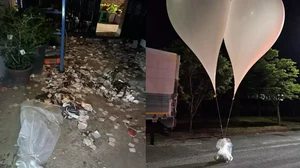 X/ @koryodynasty : North Korea sending trash balloons to South Korea |