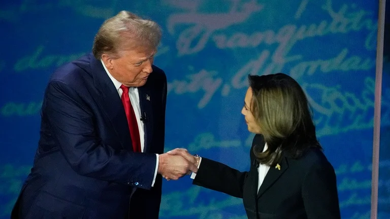 L: Former US President Donald Trump | R: Vice President Kamala Harris - | Photo: AP