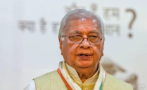  Photo: PTI : Kerala Governor Arif Mohammed Khan |