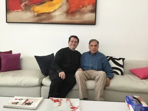 Ashdin Kapadia : Ashdin Kapadia with Ratan Tata 