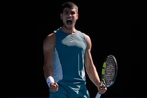 | Photo: AP/Asanka Brendon Ratnayake : Australian Open 2025: Carlos Alcaraz reacts after defeating Nuno Borges