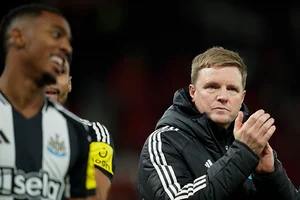 | Photo: AP/Dave Thompson : EPL 2024-25: Newcastle's head coach Eddie Howe