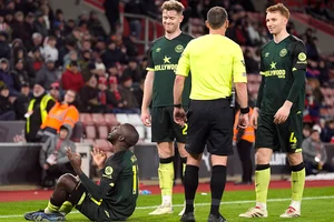 | Photo: Andrew Matthews/PA via AP : EPL 2024-25: Brentford's Yoane Wissa celebrates scoring their side's fifth goal