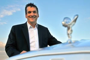 X/@autocar : Former Rolls Royce design head Ian cameron |