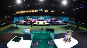 X/IPL : IPL 2025 auction room