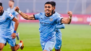 X/MumbaiCityFC : Vikram Partap Singh celebrates his goal for MCFC against MSC.