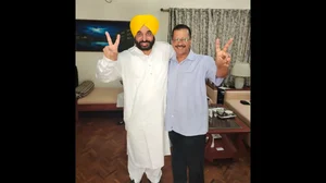 AAP's Punjab CM candidate Bhagwant Mann with party's supremo Arvind Kejriwal.