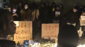 Glimpses from a protest against Zero COVID measures in China