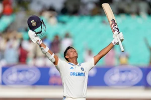 | Photo: AP/Ajit Solanki : India Vs England, 3rd Test, Day 3