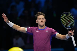 | Photo: AP/Antonio Calanni : ATP Finals: Norway's Casper Ruud celebrates after winning the singles tennis match against Spain's Carlos Alcaraz