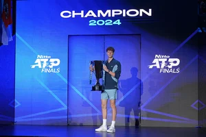 | Photo: AP/Antonio Calanni : ATP Finals 2024: Jannik Sinner vs Taylor Fritz