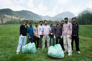 Outlook : Volunteers of a youth initiative in Pahalgam, Kashmir, who collect trash left behind by tourists.