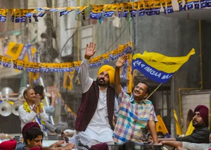 Shahbaz Khan/PTI : Arvind Kejriwal and Bhagwant Mann in roadshow in Delhi