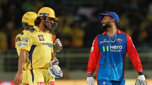 (AP Photo/ Surjeet Yadav))
 : Delhi Capitals' captain Rishabh Pant, right, share a light moment with Chennai Super Kings' MS Dhoni at the end of the Indian Premier League cricket match between Delhi Capitals and Chennai Super Kings in Visakhapatnam, India, Sunday, March. 31, 2024.