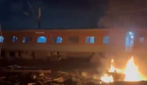 @madhuriadnal on X : A fire broke out in two coaches following the accident, but no fatalities have been reported.