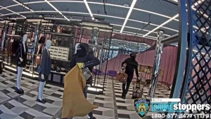 NYPD : Armed Robbery At Gucci Store in NYC