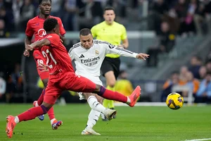 | Photo: AP/Bernat Armangue : La Liga 2024-25: Real Madrid's Kylian Mbappe scores the opening goal