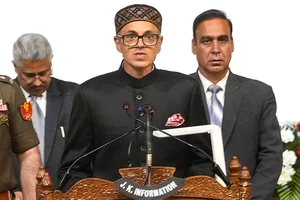 | Photo: PTI/S Irfan : New J&K govt: Omar Abdullah takes oath as CM