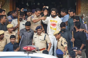 PTI : Telugu actor Allu Arjun leaves from Gandhi Hospital after a medical check-up following his arrest, in Hyderabad, Friday, Dec. 13, 2024 |