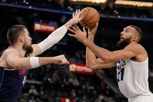 | Photo: AP/Eric Thayer : Minnesota Timberwolves vs Los Angeles Clippers