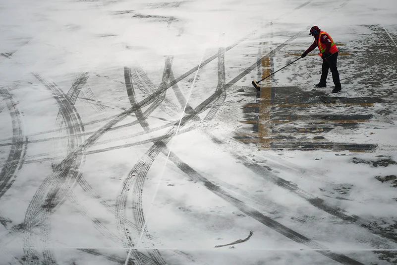 US Winter Blast Weather photos: snow in Michigan