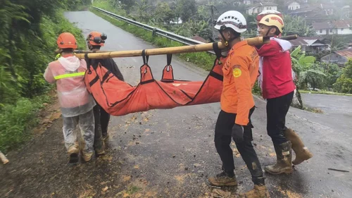 Photo- AP : Indonesia: Landslides And Flash Floods Leave 17 Dead, Several Missing