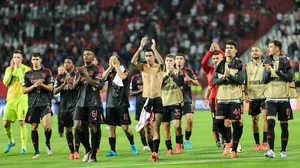 Benfica celebrate their matchday one victory