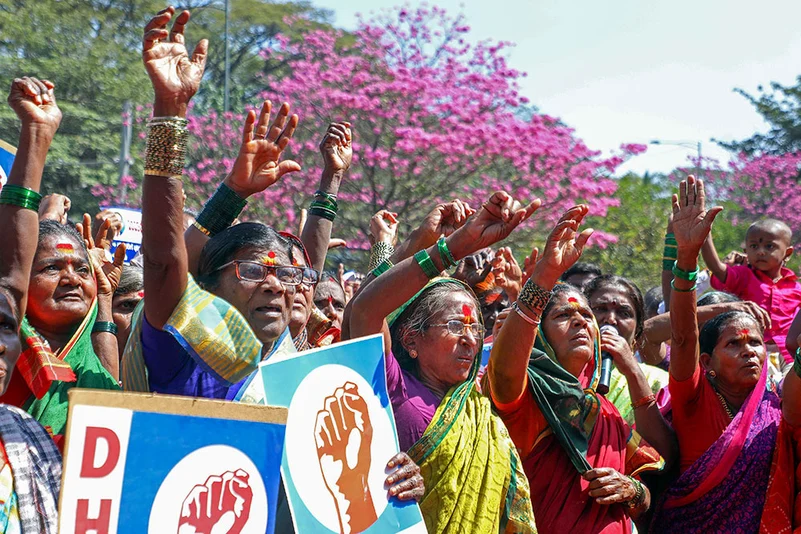 Dalit Hakkugala Samiti protest