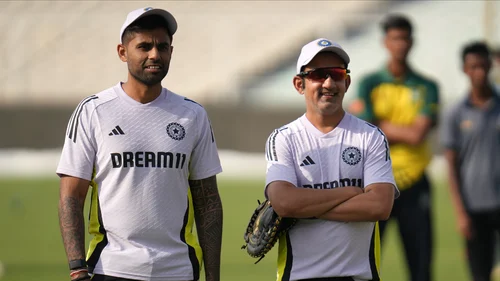 Photo: X | BCCI : India T20I captain Suryakumar Yadav and head coach Hardik Pandya during a practice session. 