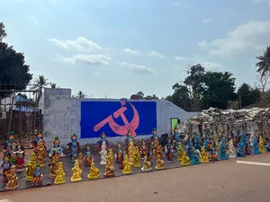 Representative image/Getty Images : Clay idols of Lord Krishna are being sold along the roadside in preparation for the upcoming Vishu Festival in Nedumangad, Thiruvananthapuram (Trivandrum), Kerala, India, on April 4, 2024