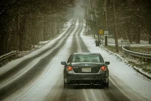 Photo by Harrison Kugler on Unsplash : Winter driving can also be treacherous