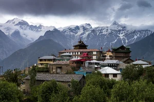 Long Wait For Booze Lovers In Himachal Finally Over, Temples Wait For SOPs