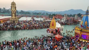 Essential Maha Kumbh Mela 2025 Guide: Tips, Attire & Cuisine