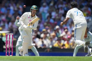 | Photo: AP/Mark Baker : India Vs Australia 5th Test Day 2