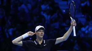 Jannik Sinner celebrates his victory over Daniil Medvedev