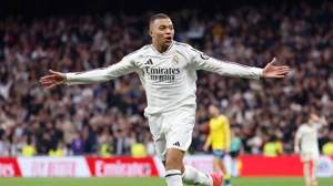 Kylian Mbappe celebrates his goal against Las Palmas