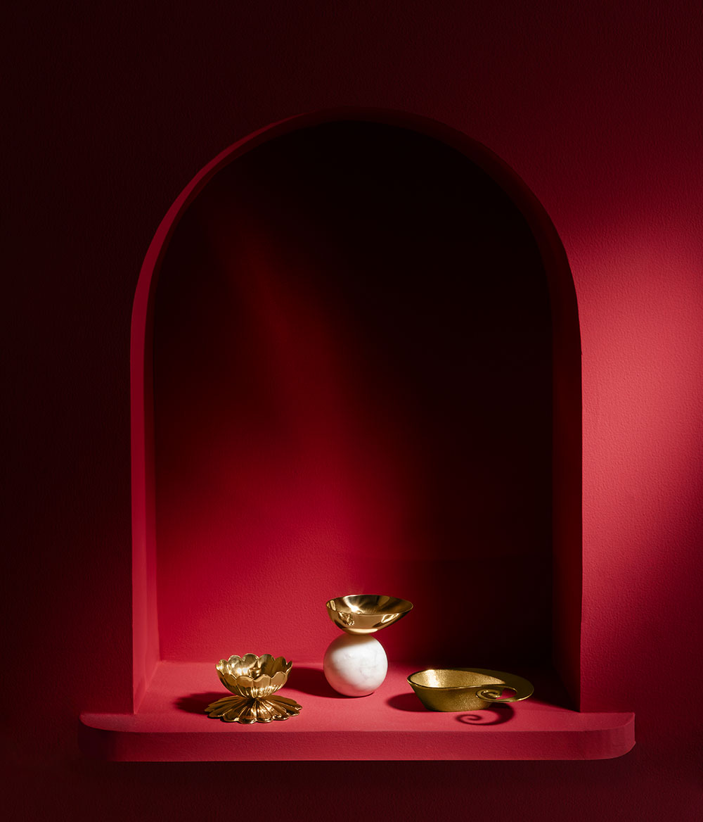 Eeshan Kashyap For Sarita Handa - The collection features diyas, candle stands, bowls, platters and serveware.