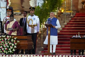 Photo: AP/Manish Swarup : Narendra Modi Swearing-In Ceremony