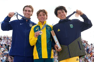 Photo: AP/Frank Franklin II : Paris Olympics Skateboarding