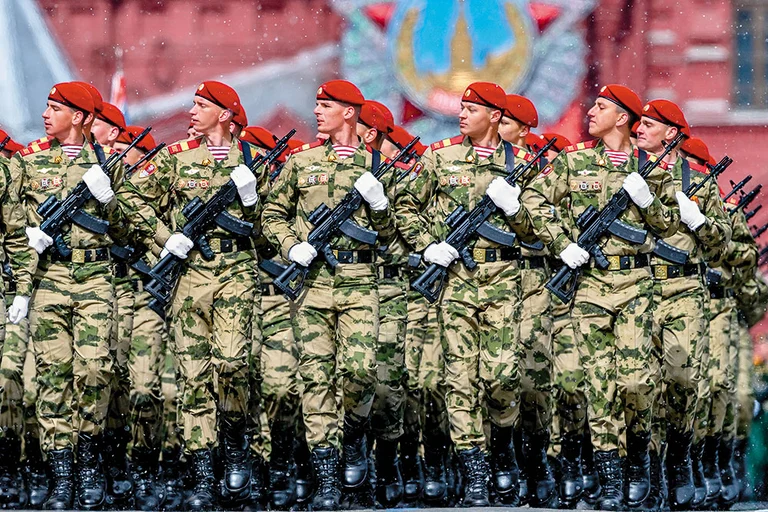 The Long March: Ceremonial soldiers parade during the 79th anniversary of the Victory Day at the Red Square in Moscow - Photo: Getty Images