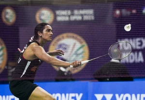 (PTI Photo/Manvender Vashist Lav) : New Delhi: India's PV Sindhu returns to Chinese Taipei's Sung Shuo-yun during the women's singles first round match at the India Open 2025 badminton tournament, in New Delhi, Tuesday, Jan. 14, 2025. 