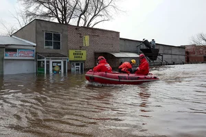 Photo: AP : Russia Floods