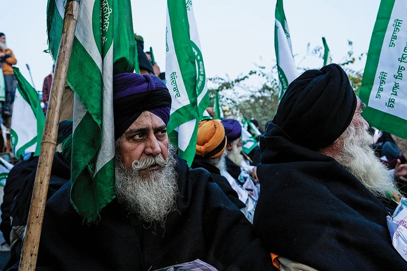 Now and Then: Farmers protesting at Khanauri border