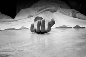 File Photo : Body of a 26-year-old woman from Bhopal was found stuffed in a bag in a hotel in Himachal's Manali |