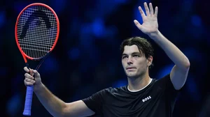 Taylor Fritz celebrates his victory over Daniil Medvedev