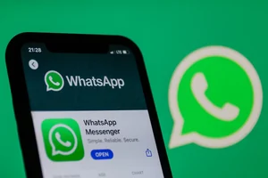  WhatsApp Privacy Policy row